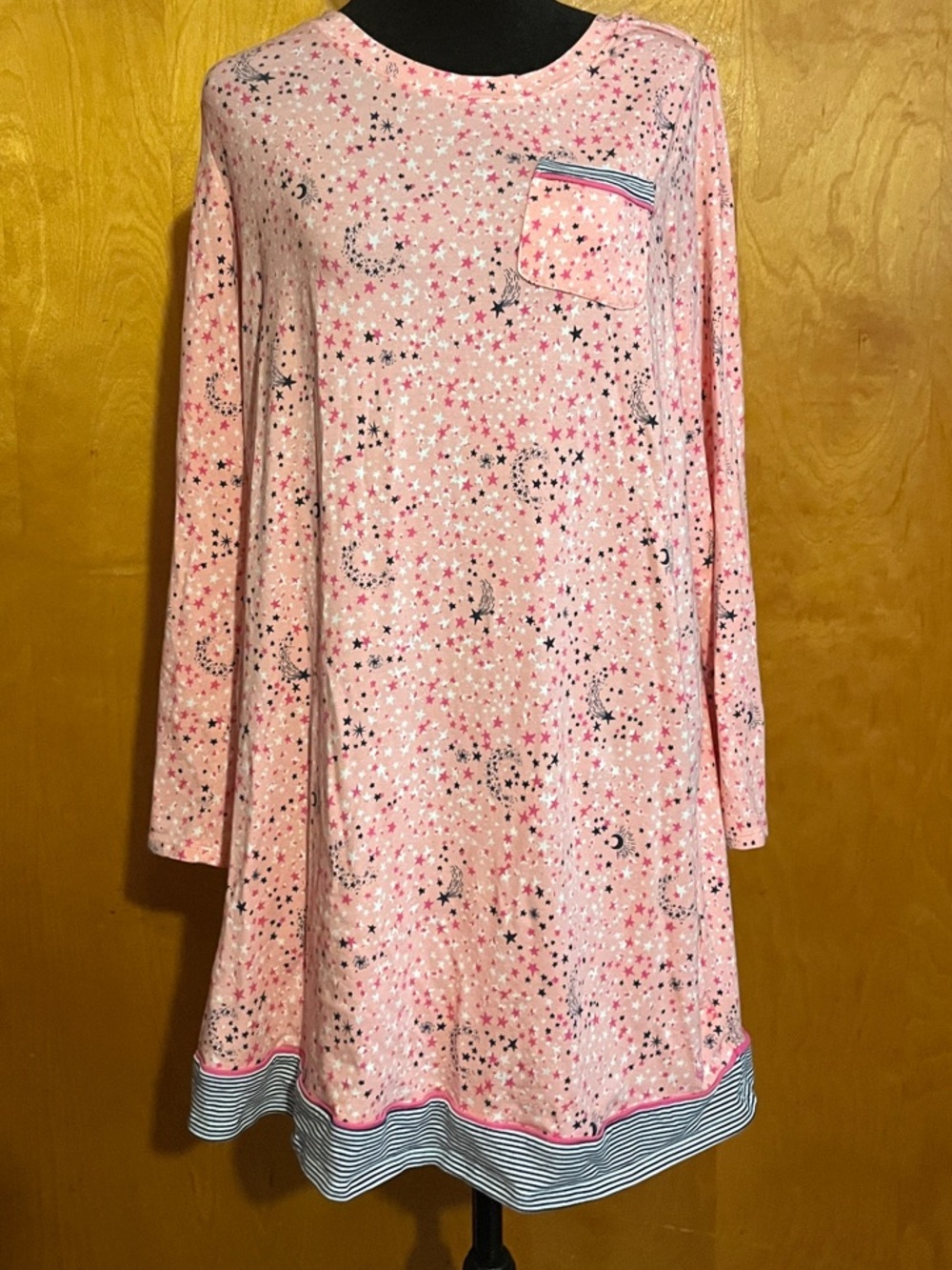 Cuddl Duds Medium Pink Star & Moon Long-Sleeve Pocket Nightshirt